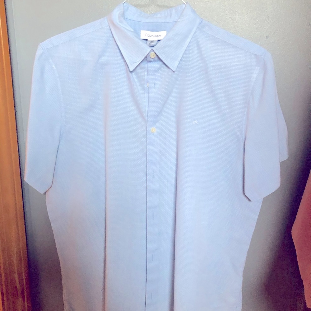 Men’s Calvin Klein SZ Med. EUC